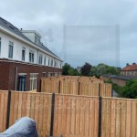 Levering en montage in De Kwakel - standaard hout-beton schutting