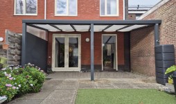 Alu veranda antraciet met zonnedoekjes