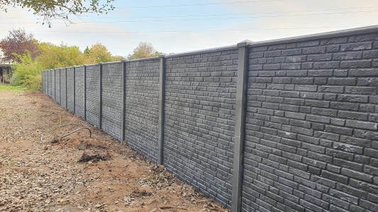 Bekijk ons assortiment betonnen-schuttingen